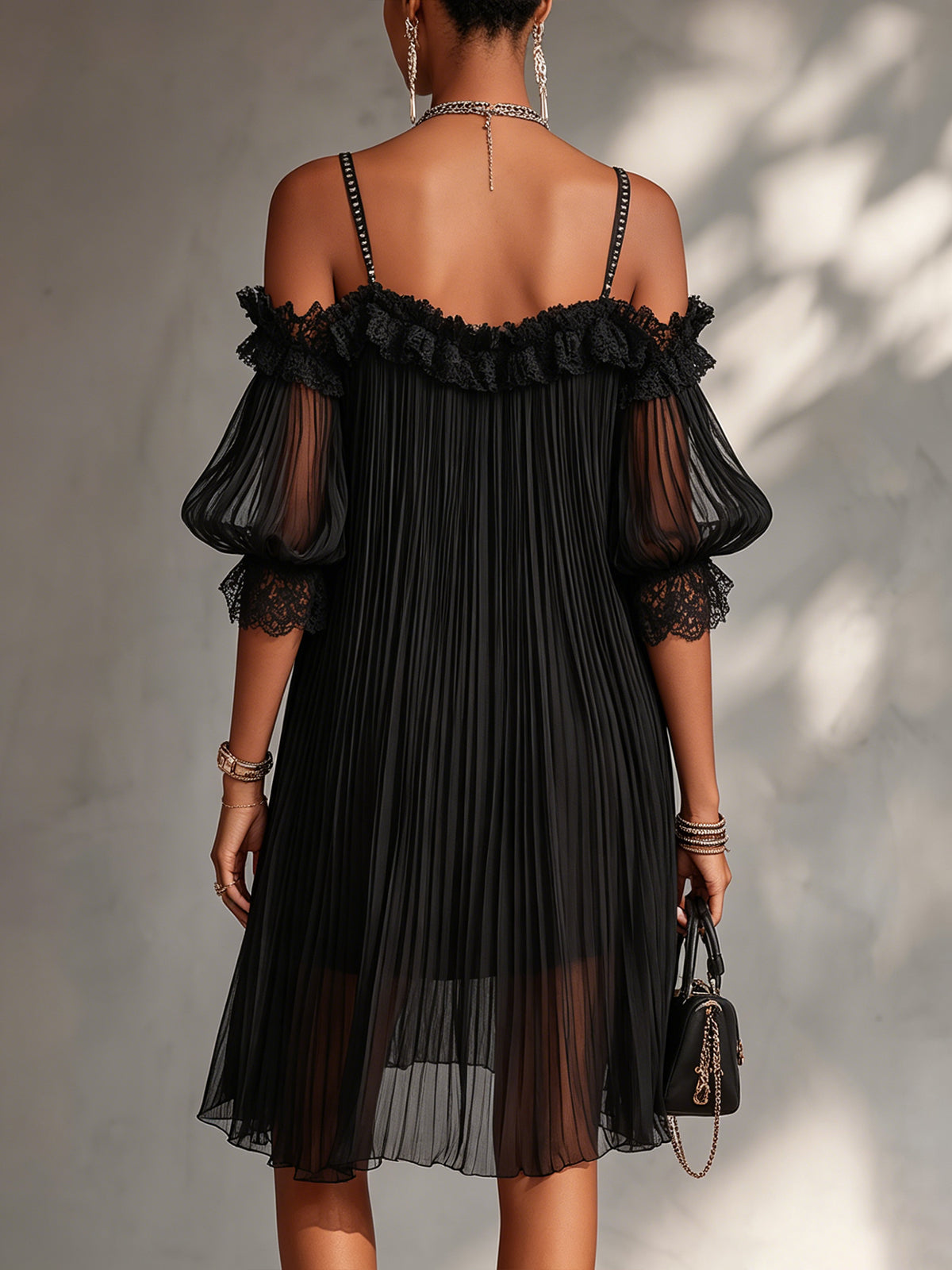 Vittoria | Minivestido negro de encaje