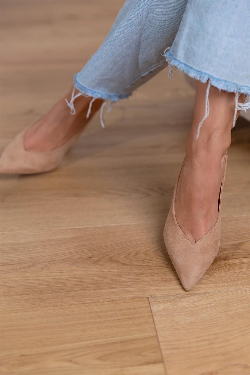 Marlena™ | Tacones Bajos de Color Nude