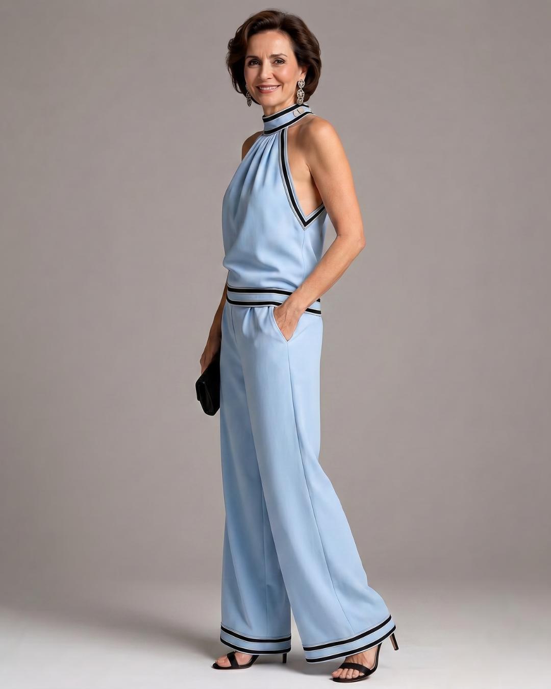 Zephyrine | Enterizo Halter con Ribete en Contraste y Piernas Anchas