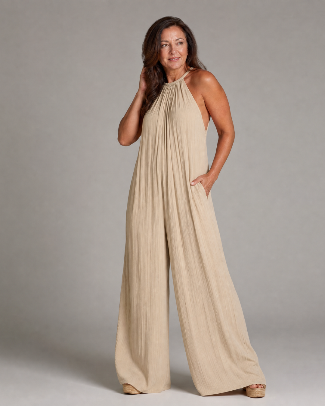 Sylvara | Enterizo de Pierna Ancha con Escote Halter