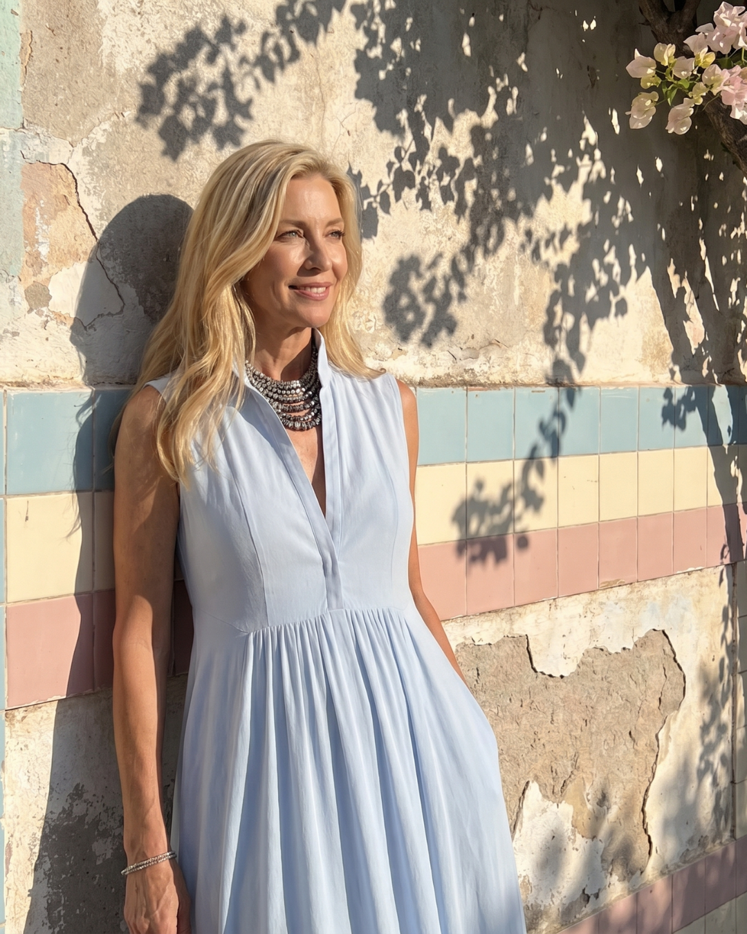 Virelia | Vestido Maxi Fluido sin Mangas con Cuello