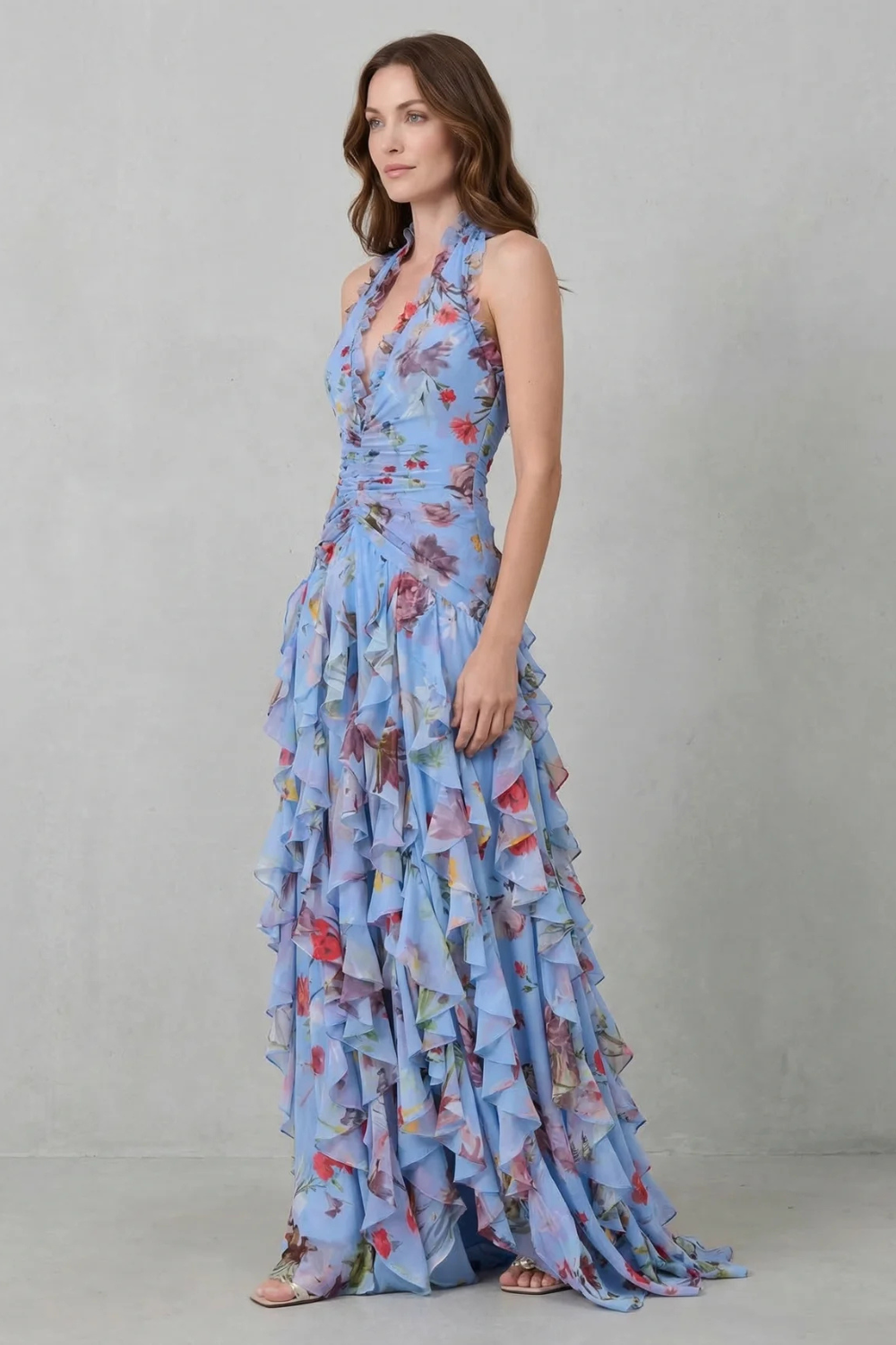 Belladina | Romántica Cascada de Rosas, Vestido Largo con Escote Americano