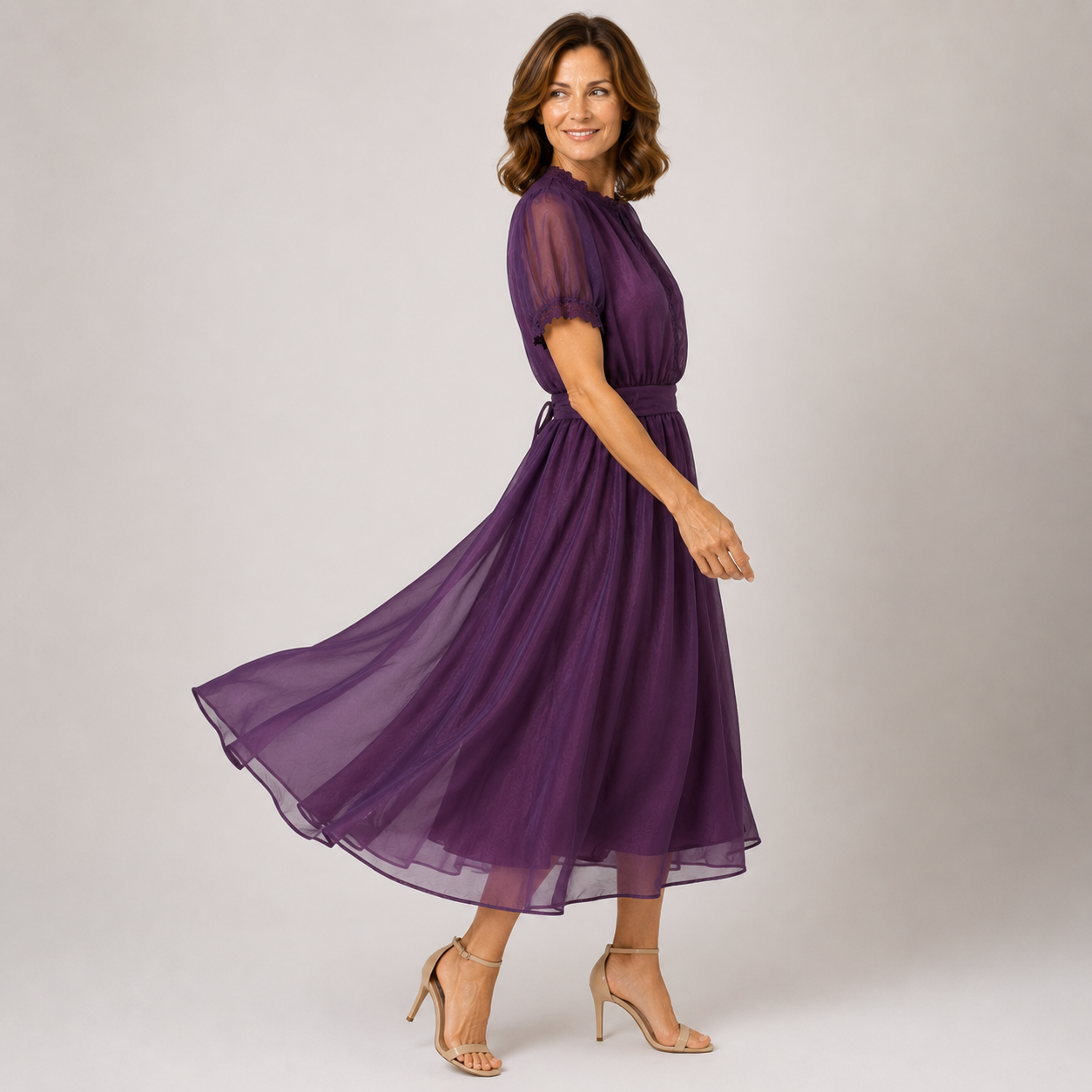 Flavia | Vestido Maxi con Escote Gota y Bordado de Encaje Chiffon