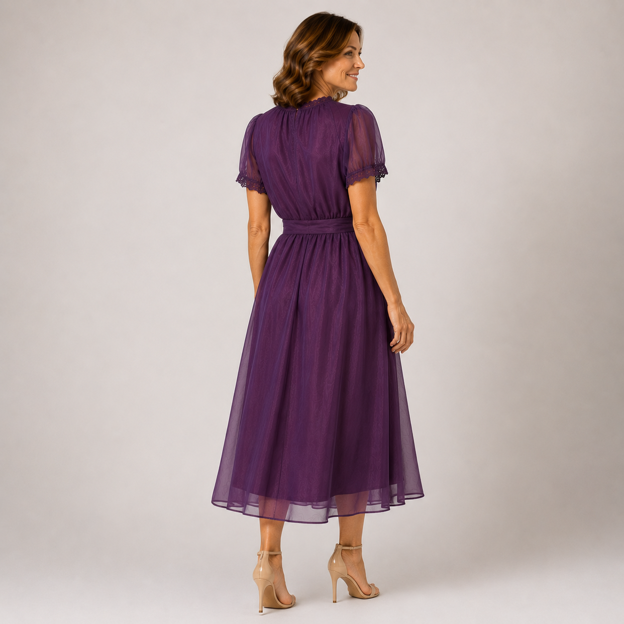 Flavia | Vestido Maxi con Escote Gota y Bordado de Encaje Chiffon