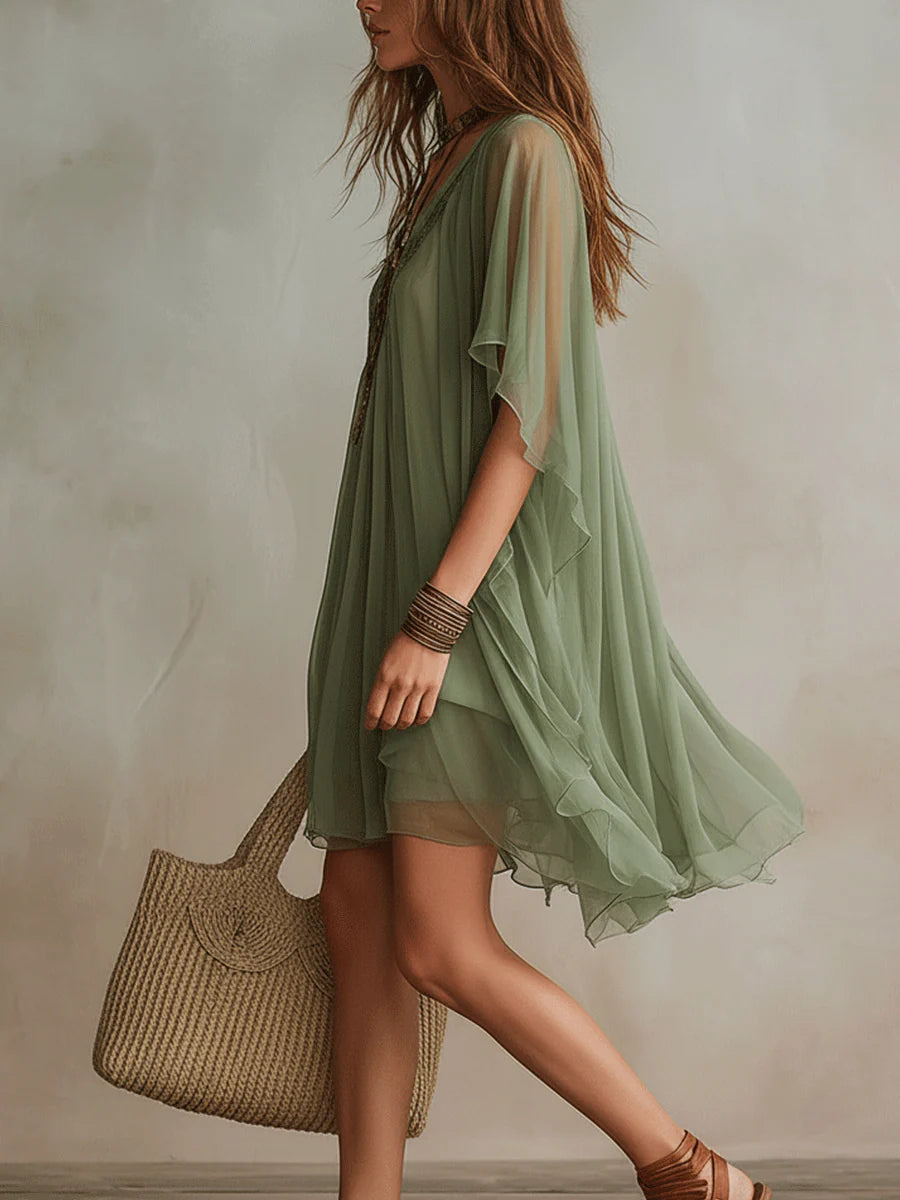 Vestido Corto Verde de Chiffon Fluido
