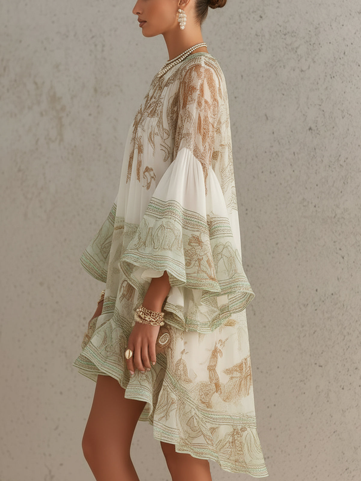 Vestido Corto Verde con Mangas de Holán