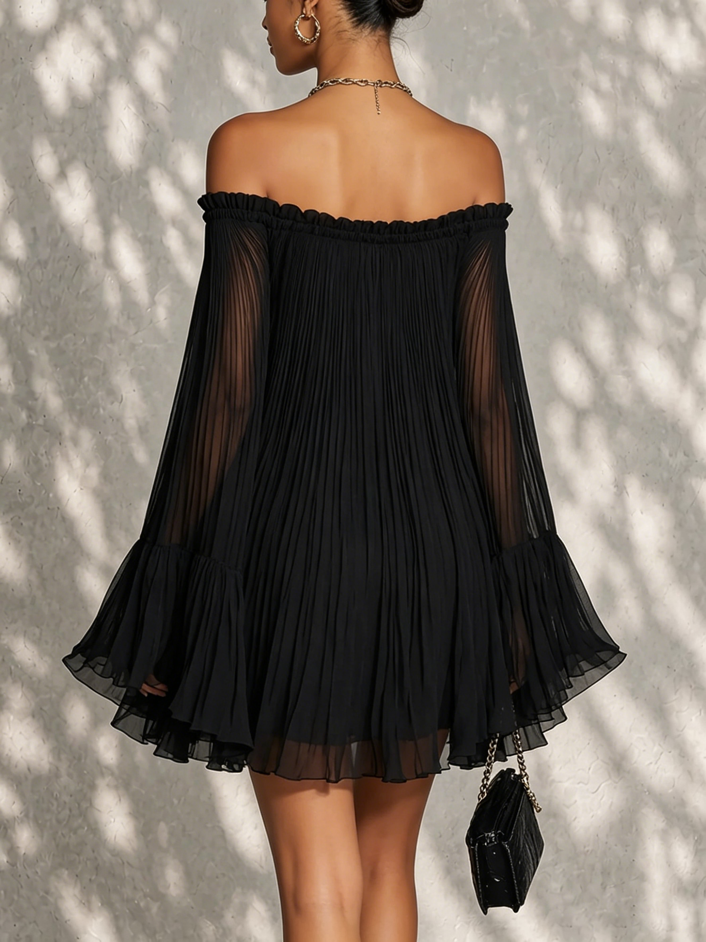 Ginevra | Minivestido negro campana