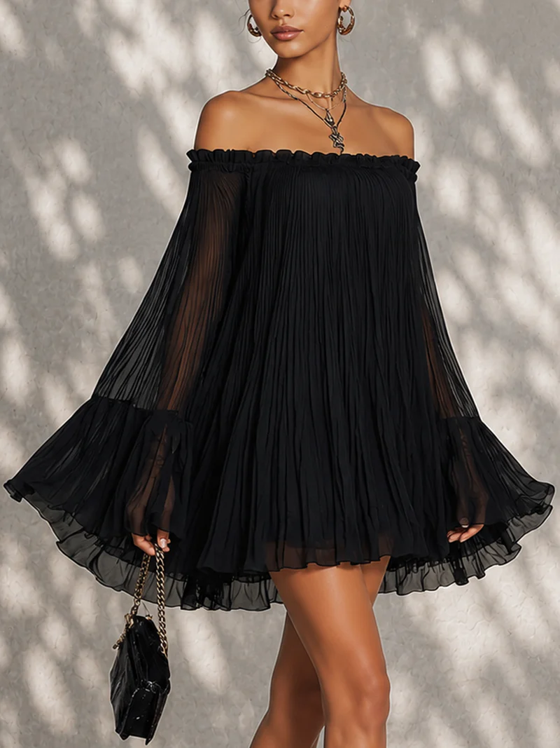 Ginevra | Minivestido negro campana