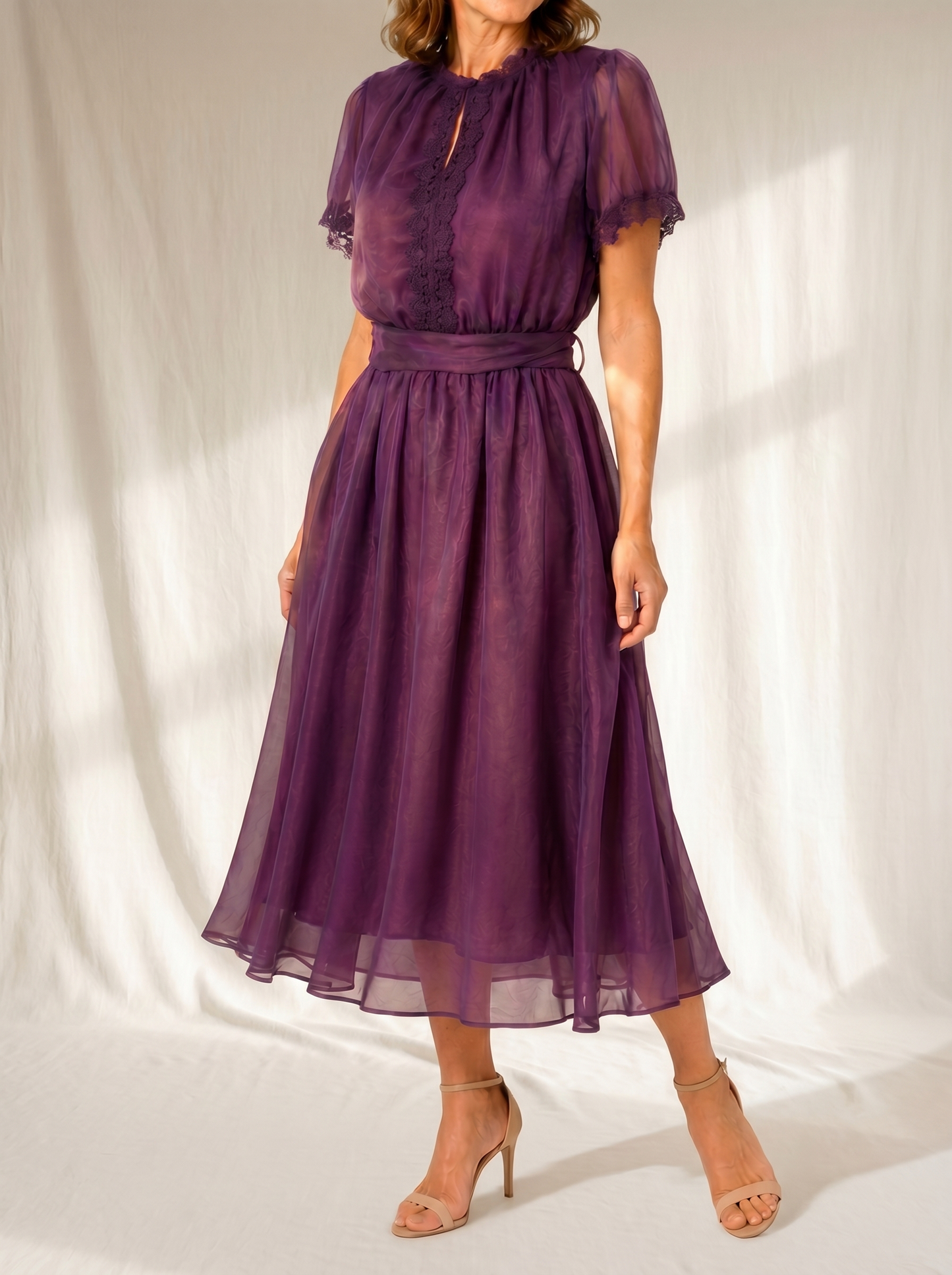 Flavia | Vestido Maxi con Escote Gota y Bordado de Encaje Chiffon
