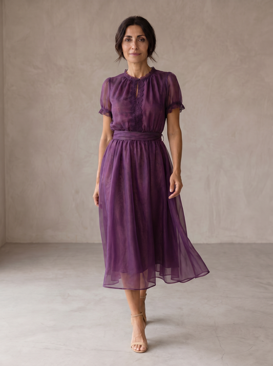 Flavia | Vestido Maxi con Escote Gota y Bordado de Encaje Chiffon