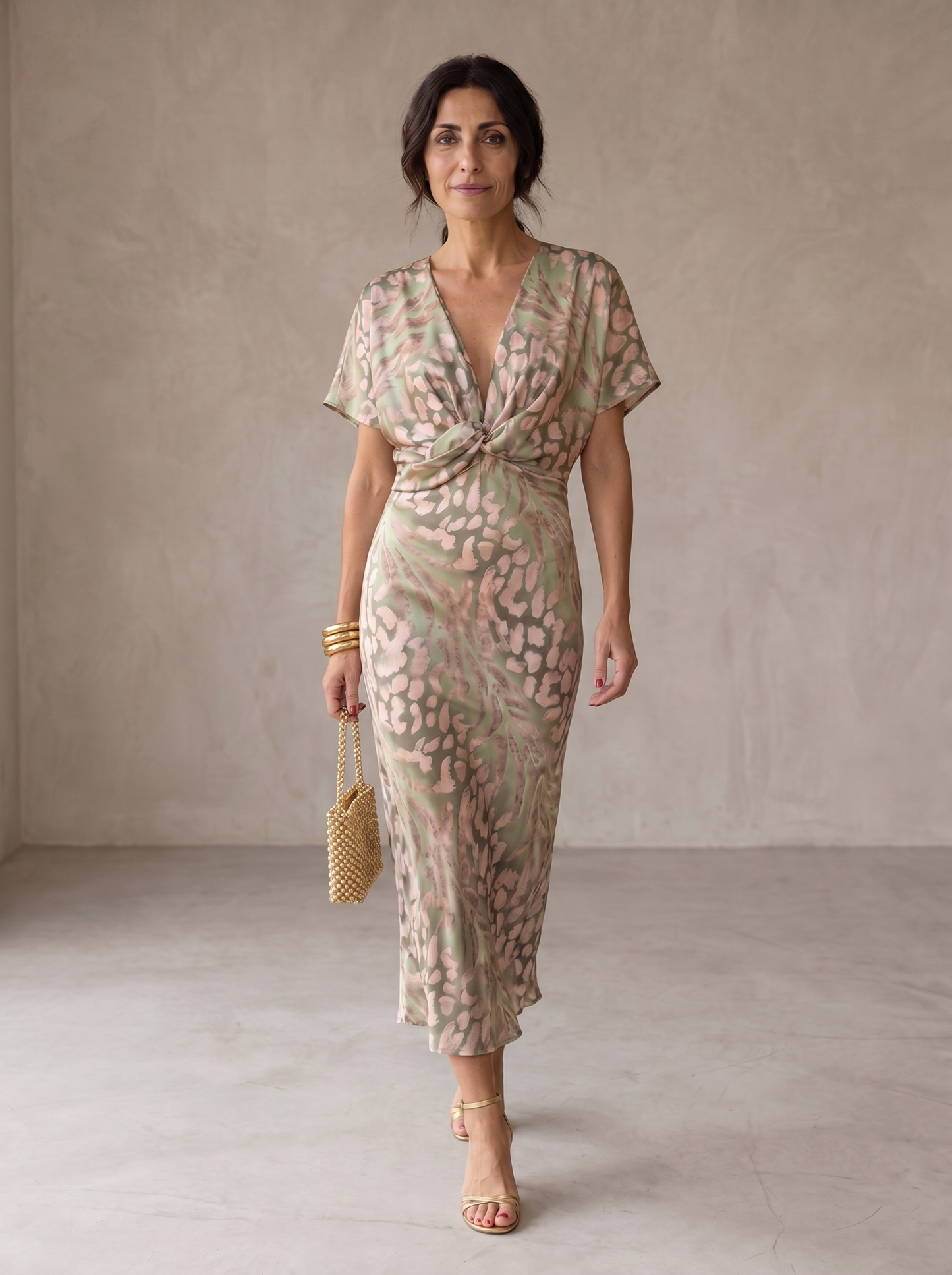 Antonella | Vestido elegante en tela ligera y fluida