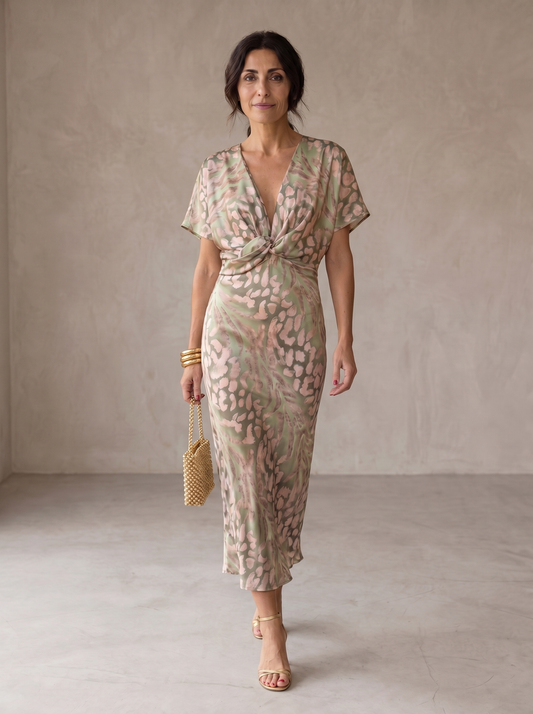 Antonella | Vestido elegante en tela ligera y fluida