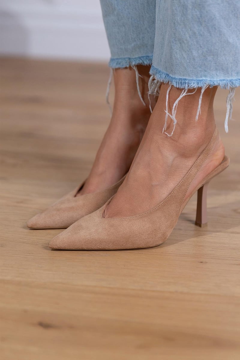 Marlena™ | Tacones Bajos de Color Nude